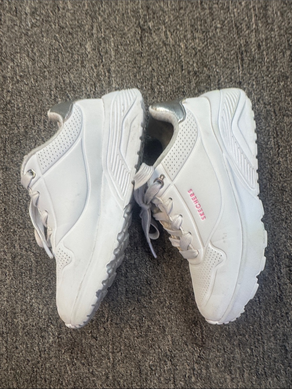 Sketchers Girls sneakers